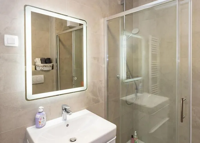 Flora & Dita With Free Private Parking Ζαντάρ